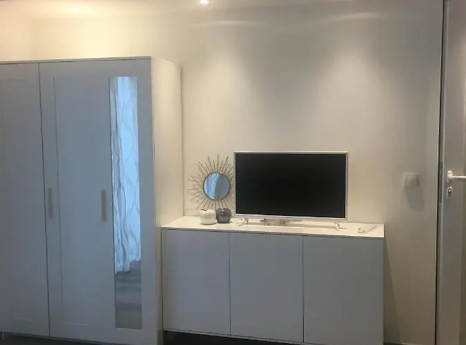 Weiherhausstrasse 6 公寓